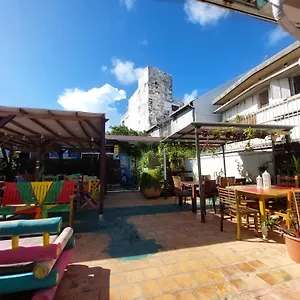  Hostel The Guadeloupe