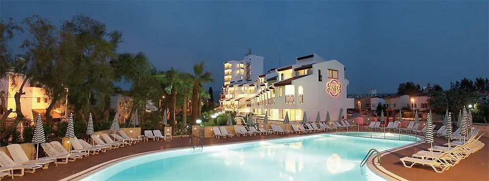 Sentinus Hotel location